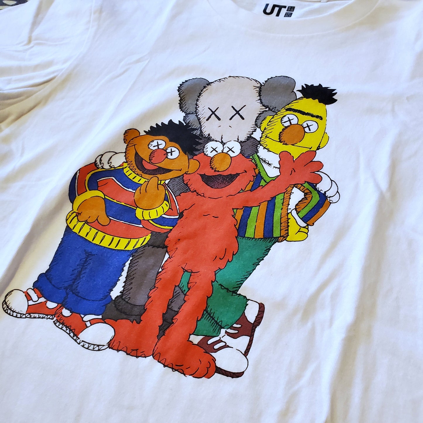 KAWs x Sesame Street x Uniqlo UT Graphic Shirt White