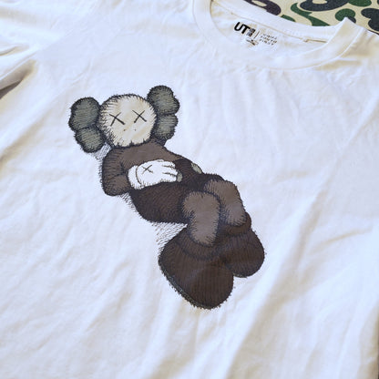 KAWs x Uniqlo UT Figure/Tokyo Graphic Shirt