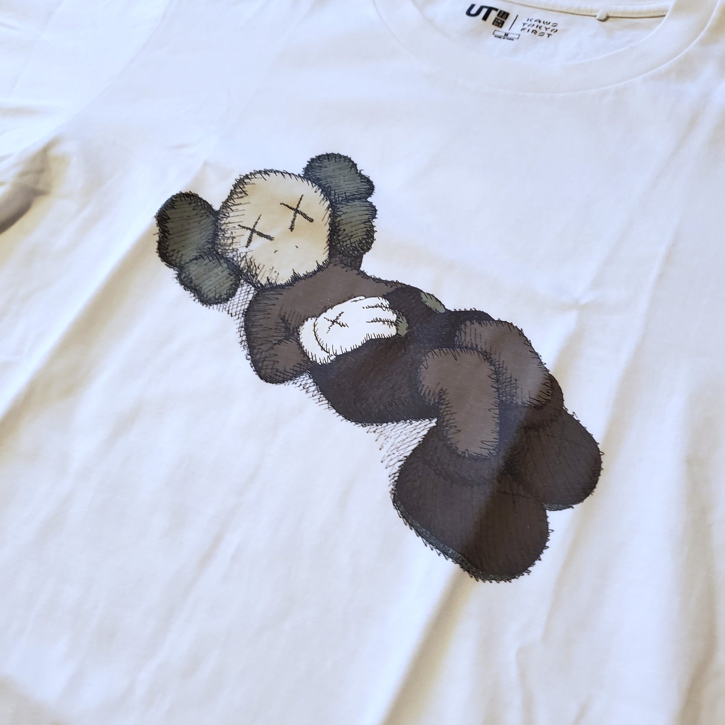 KAWs x Uniqlo UT Figure/Tokyo Graphic Shirt