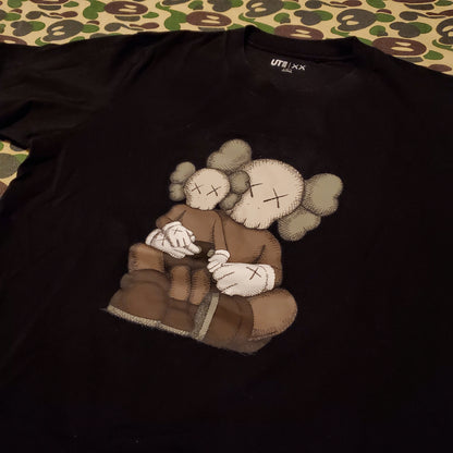 KAWs x Uniqlo UT Figure Graphic Shirt Black