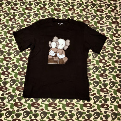 KAWs x Uniqlo UT Figure Graphic Shirt Black