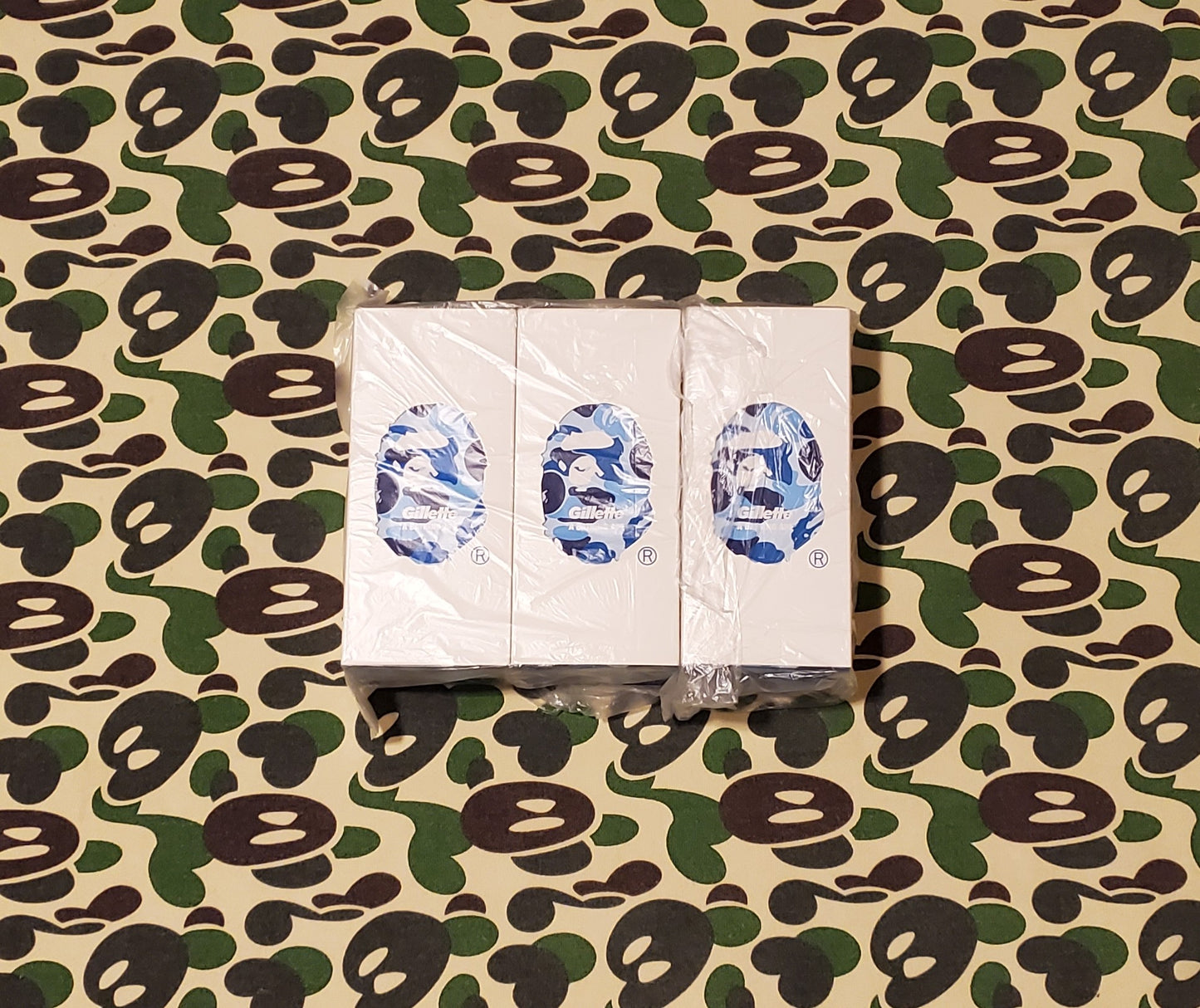 Bape x Gillette ABC Blue / White Razor And Stand